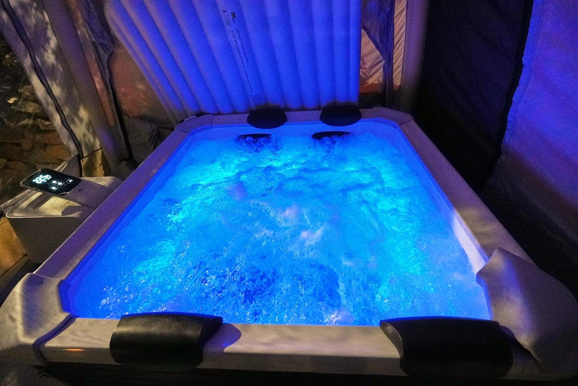 Aaa View Private Terrace Outdoor Heated Hot Tub Family Fun Villa Badalona Exteriör bild